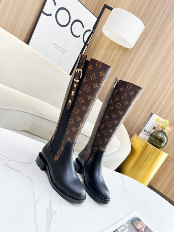 New Arrival LV Women Shoes 386