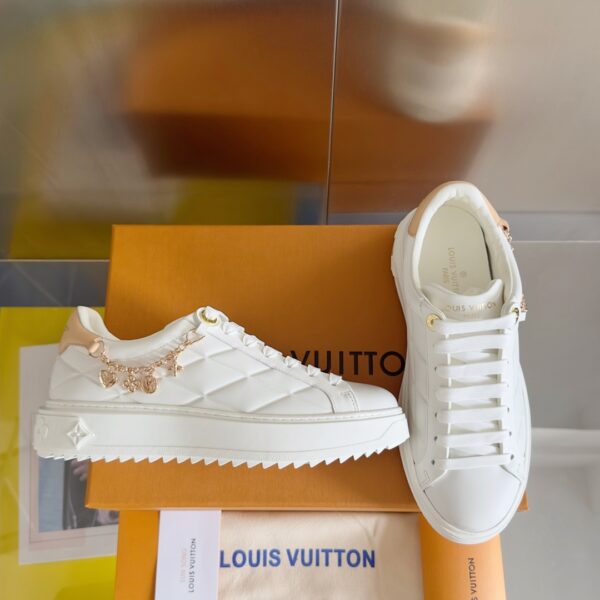 New Arrival LV Women Shoes 398