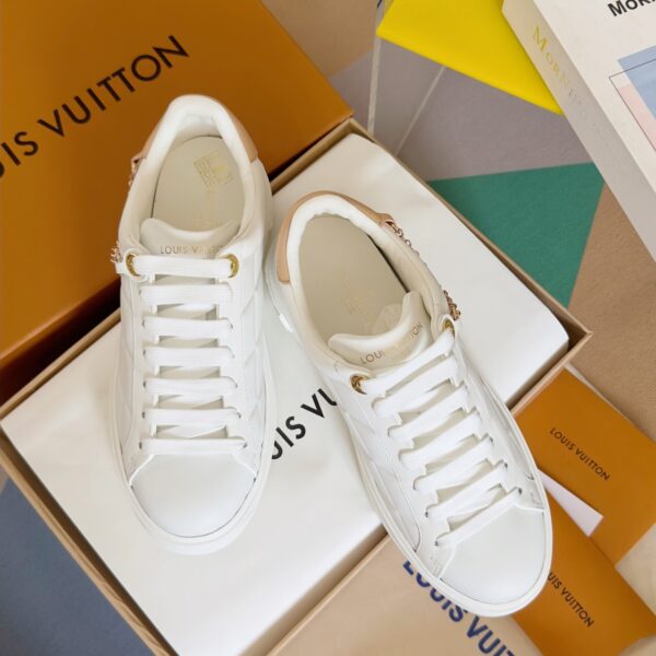 New Arrival LV Women Shoes 398