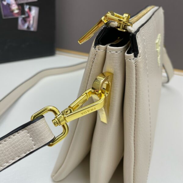 New Arrival Prada HandBag P166