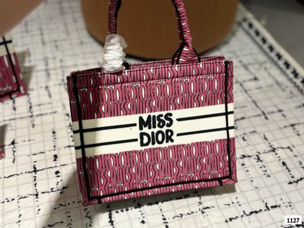 New Arrival CDO Handbag 32