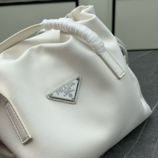 New Arrival Prada HandBag P174