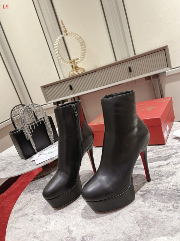 New Arrival Christian Louboutin Women Shoes 071