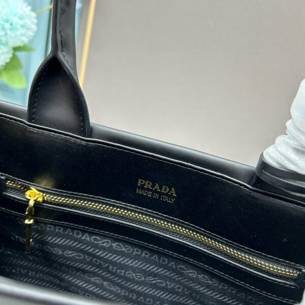 New Arrival Prada HandBag P168