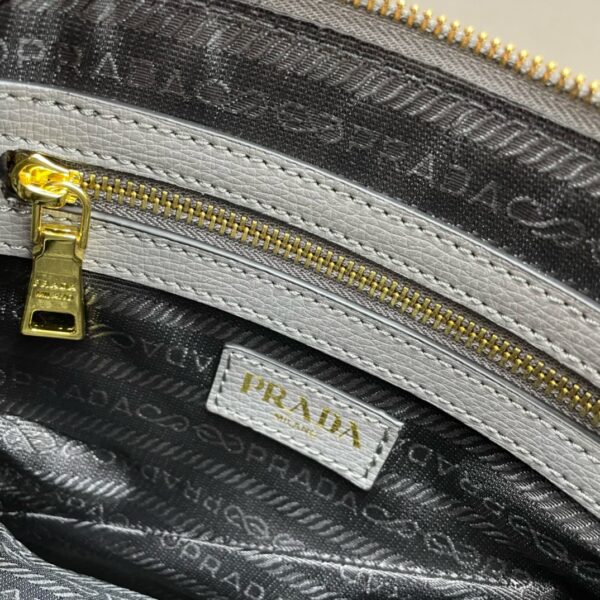 New Arrival Prada HandBag P166