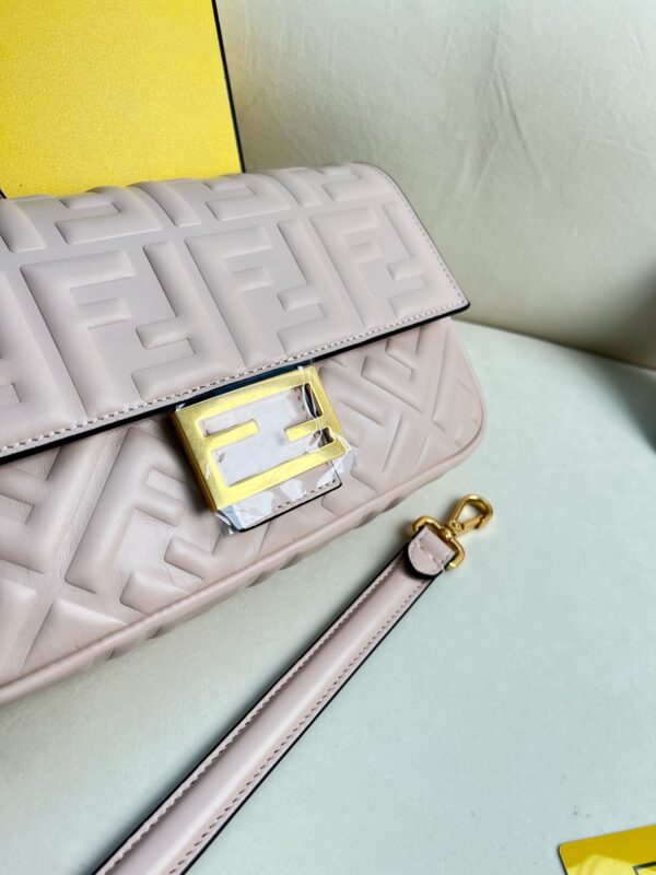 New Arrival Fendi HandBag F195