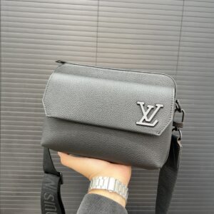 New Arrival L*V Handbag 2028