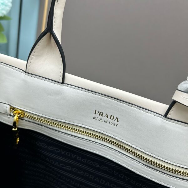 New Arrival Prada HandBag P168