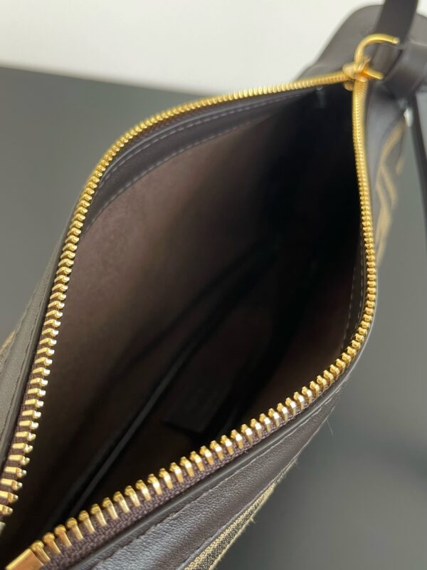 New Arrival Fendi HandBag F190